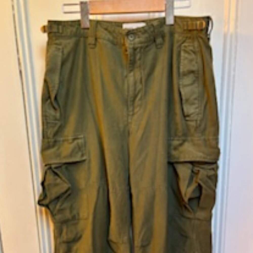 Aritzia TNA Supply Cargo Pant